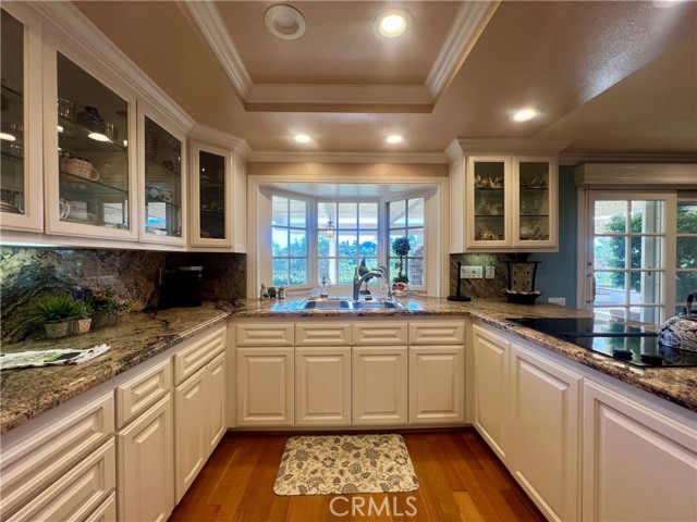 27382 Via Cortez, Mission Viejo CA: https://media.crmls.org/medias/64fbc8fb-3c4d-43f5-aaed-4c697e31b057.jpg