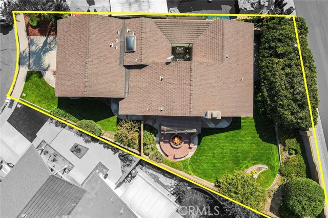 5851 Via Santana, Yorba Linda CA: https://media.crmls.org/medias/64fbfe07-9b36-43ca-b303-0ff0e70e0fa4.jpg