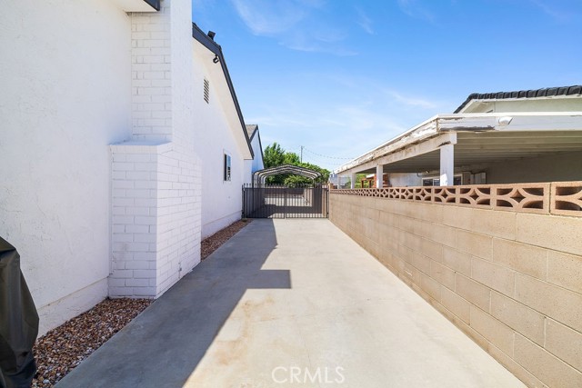 41841 55th W Street, Lancaster CA: https://media.crmls.org/medias/64fc3362-1bae-499c-9b8f-19a210c49c60.jpg