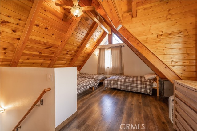 Detail Gallery Image 14 of 24 For 1429 Rockspray Dr, Big Bear Lake,  CA 92315 - 2 Beds | 2 Baths