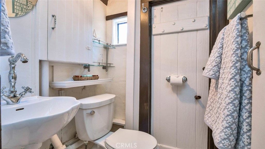 31112 Monterey Street Laguna Beach CA 92651