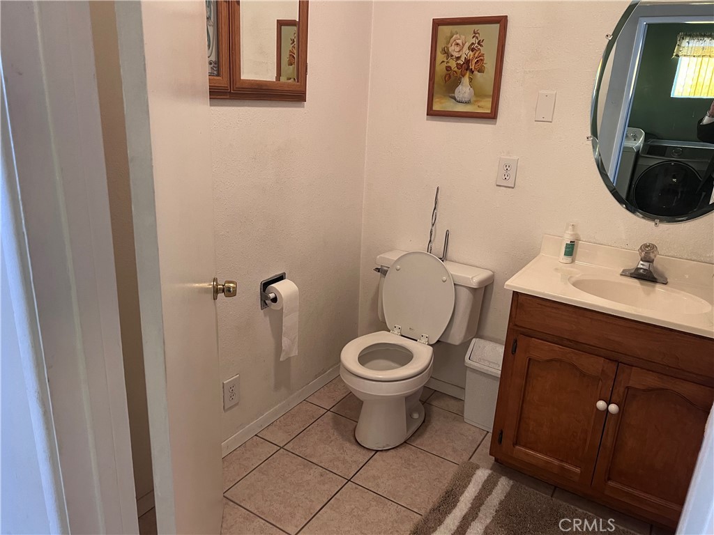 https://media.crmls.org/medias/64fdc8eb-e2c9-47d4-80b3-11a40ea51a49.jpg?preset=X-Large