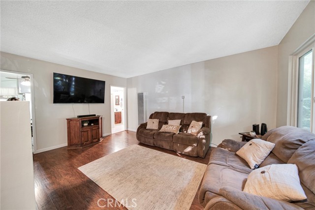 Detail Gallery Image 7 of 34 For 11592 Acala Ave, San Fernando,  CA 91340 - 3 Beds | 2 Baths