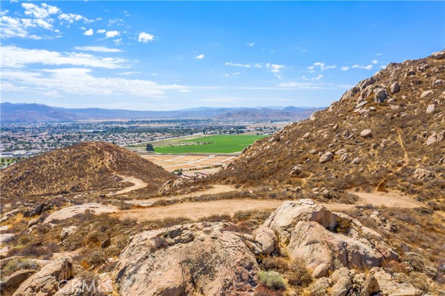 0 Cox Mountain, Hemet, California 92545, ,Land,For Sale,0 Cox Mountain,CRSW23037970