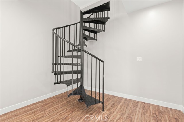 Detail Gallery Image 16 of 30 For 145 E 36th Pl #1/4,  Los Angeles,  CA 90011 - 2 Beds | 1 Baths