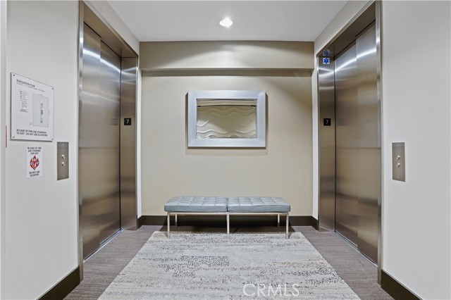 1111 S Grand Avenue, Los Angeles CA: https://media.crmls.org/medias/64feb9fd-b449-4286-b9f5-1aae4dd73dd5.jpg