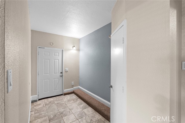 18 Jasper Drive, Chico CA: https://media.crmls.org/medias/64ffcf99-60af-4ad5-b861-13974ade0bd1.jpg