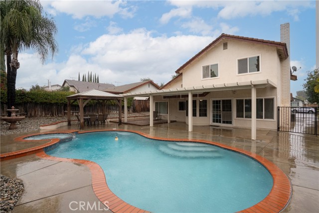 Detail Gallery Image 5 of 37 For 1567 Brentwood, Upland,  CA 91786 - 3 Beds | 2/1 Baths