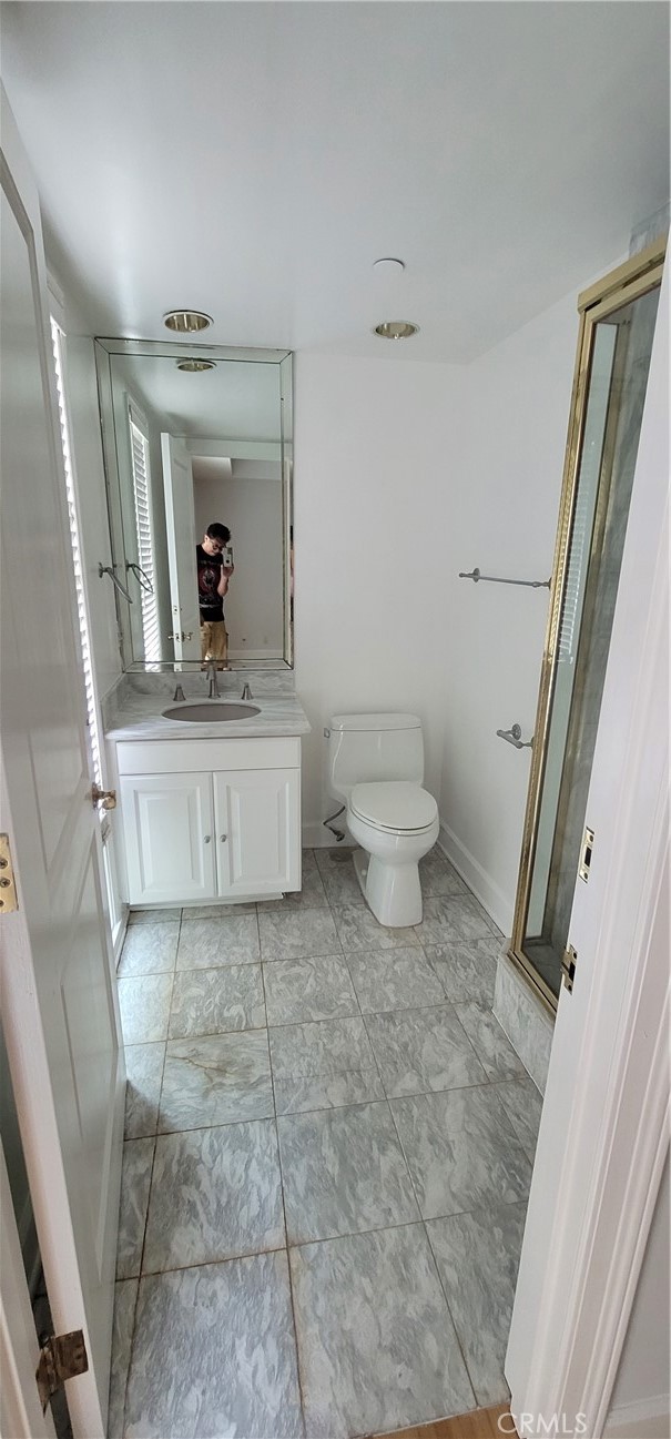 https://media.crmls.org/medias/6500fad3-5032-4147-891c-f847f672f482.jpg?preset=X-Large