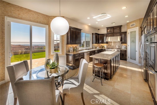 65012a16 2941 426e Bb1e 88030426f606