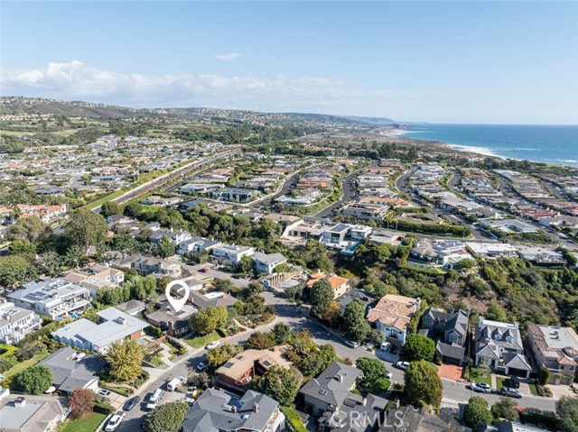 Detail Gallery Image 45 of 50 For 327 Driftwood Rd, Corona Del Mar,  CA 92625 - 4 Beds | 3 Baths