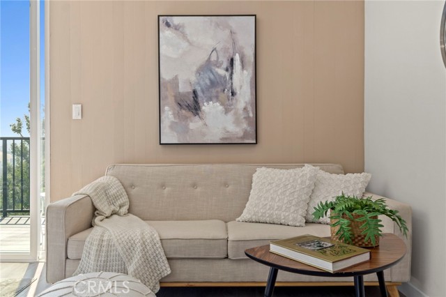 Detail Gallery Image 22 of 36 For 7010 Loyal Trl, Los Angeles,  CA 90068 - 2 Beds | 3 Baths