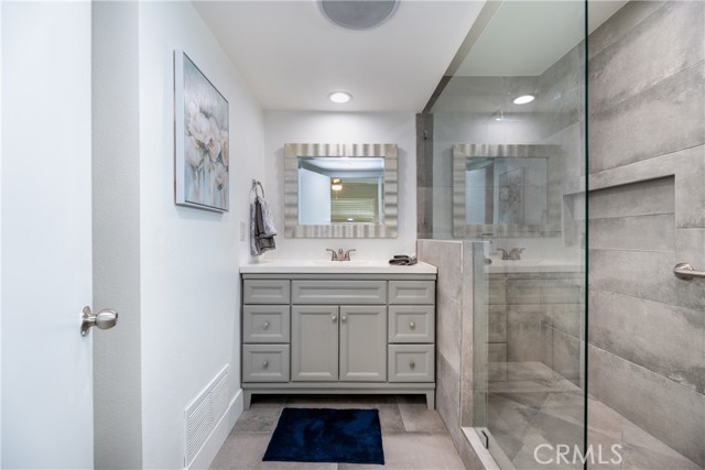 20869 Moonlake Street, Walnut CA: https://media.crmls.org/medias/65016df2-bea3-4d78-8c67-275ccd7b837f.jpg