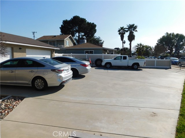 1740 OHIO Street, Redlands CA: https://media.crmls.org/medias/6501a444-c6f5-458f-9e85-3455fedd2bca.jpg