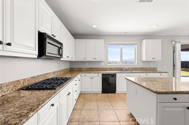 16219 Skyridge Drive, Riverside CA: https://media.crmls.org/medias/6501ad6a-5052-48e4-9577-bc2a665690ae.jpg