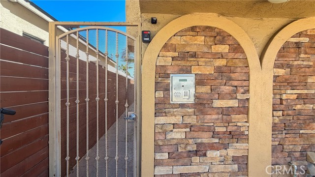 Detail Gallery Image 25 of 28 For 3661 43rd #4,  San Diego,  CA 92105 - 3 Beds | 2 Baths