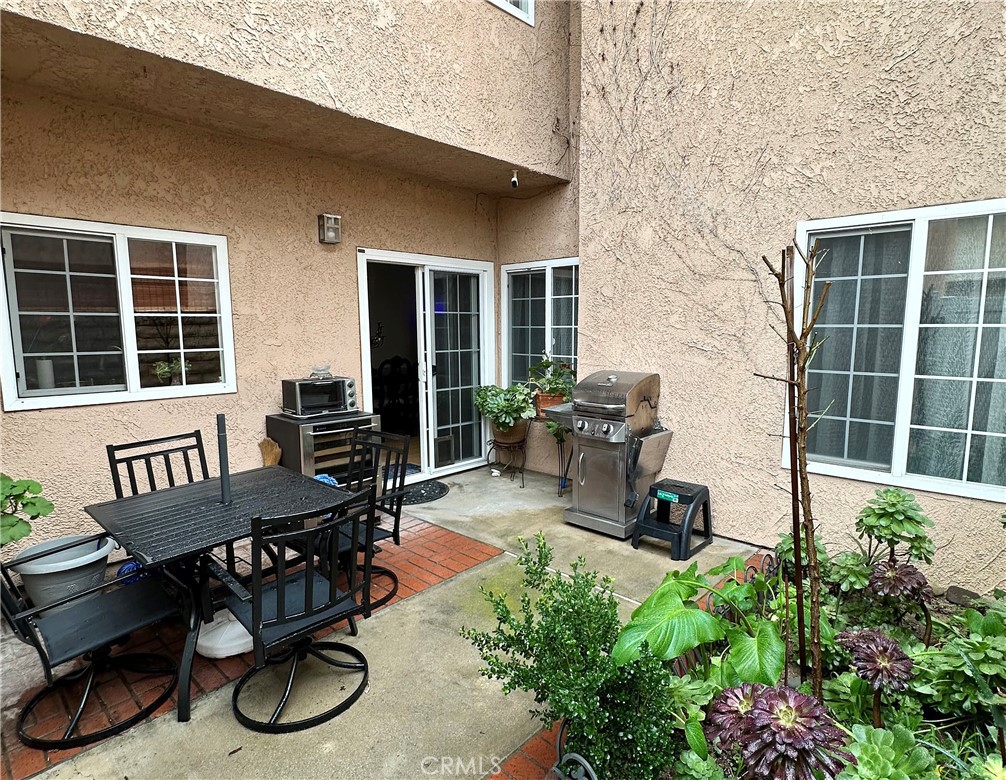 7615 Glade Avenue #106