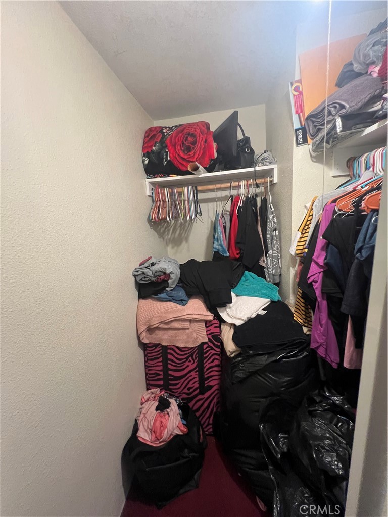 https://media.crmls.org/medias/650398bd-e94f-4230-a87b-83c05f8820e0.jpg?preset=X-Large