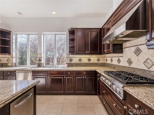12800 Via Donatello, Porter Ranch CA: https://media.crmls.org/medias/6503c703-9e60-4566-9e21-3aafe484f13d.jpg