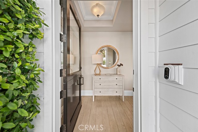 515 Narcissus Avenue, Corona del Mar CA: https://media.crmls.org/medias/650441c3-79e2-483f-8ffb-5b710616c253.jpg