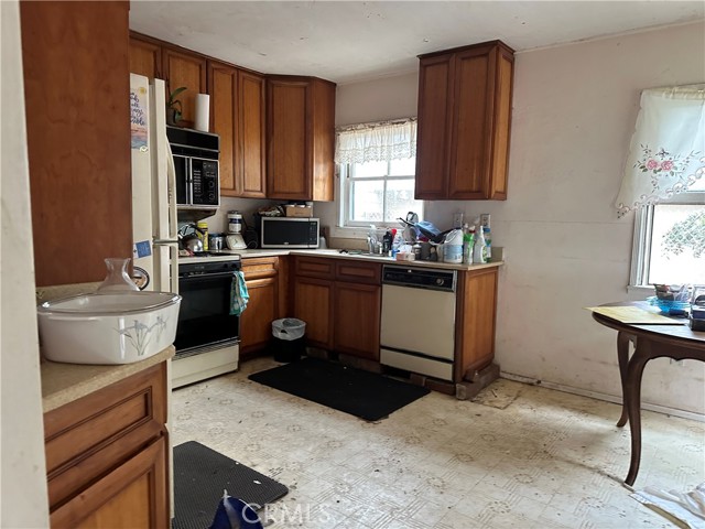 4058 Bledsoe Avenue, Culver City CA: https://media.crmls.org/medias/650468f4-f2fe-4db5-bed6-26d036604633.jpg