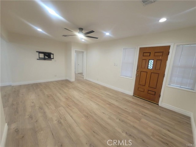 Detail Gallery Image 2 of 15 For 8907 Boyar Ave, Whittier,  CA 90605 - 3 Beds | 2 Baths