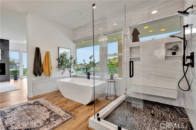 Detail Gallery Image 37 of 68 For 553 Temple Hills Dr, Laguna Beach,  CA 92651 - 5 Beds | 4/1 Baths