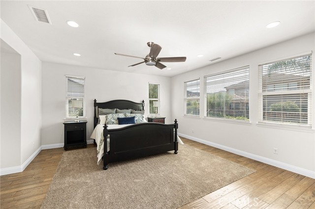 28481 Scenic Bay Cove, Menifee CA: https://media.crmls.org/medias/65074198-86cb-49a4-be79-edd02b097634.jpg