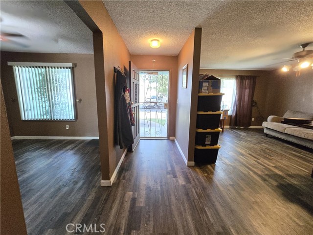 Detail Gallery Image 3 of 16 For 3110 Vickie Ct, Merced,  CA 95340 - 3 Beds | 2 Baths