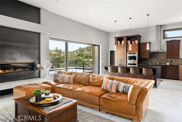 3386 Canyon Oaks Terrace, Chico CA: https://media.crmls.org/medias/6507e42a-3127-4775-abd9-6f460ff7777b.jpg