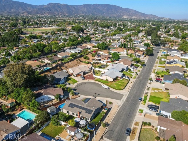 1643 Melody Circle, Corona CA: https://media.crmls.org/medias/6507e8c4-8a19-4b82-918b-6934a45b51fd.jpg