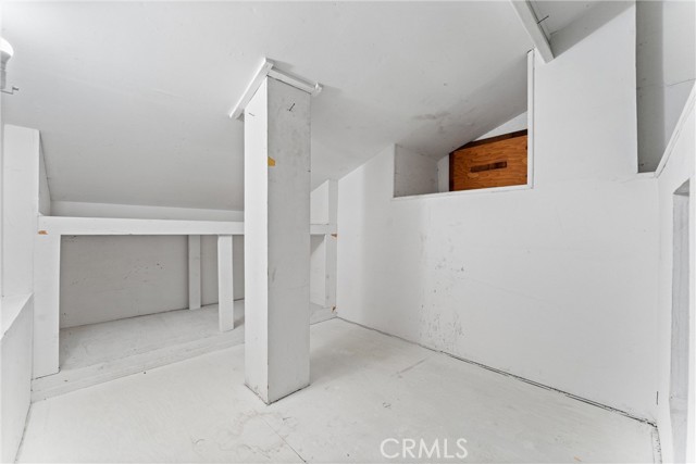 12172 Woodlawn Avenue, North Tustin CA: https://media.crmls.org/medias/6509cf60-48ef-426a-aad0-6ec2769d6878.jpg