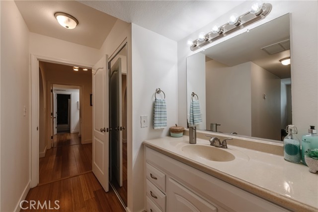 Large vanity & another closet