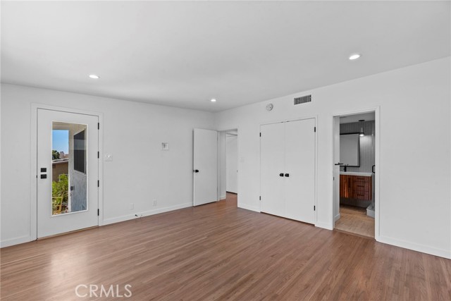 Detail Gallery Image 18 of 29 For 7512 Rindge Ave, Playa Del Rey,  CA 90293 - 3 Beds | 3 Baths