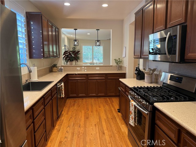 Detail Gallery Image 15 of 34 For 1534 Green Creek Trl, Beaumont,  CA 92223 - 3 Beds | 2 Baths