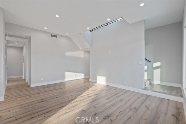 2321 Vanderbilt Lane, Redondo Beach, California 90278, 6 Bedrooms Bedrooms, ,2 BathroomsBathrooms,Residential,Sold,Vanderbilt,CV20231019