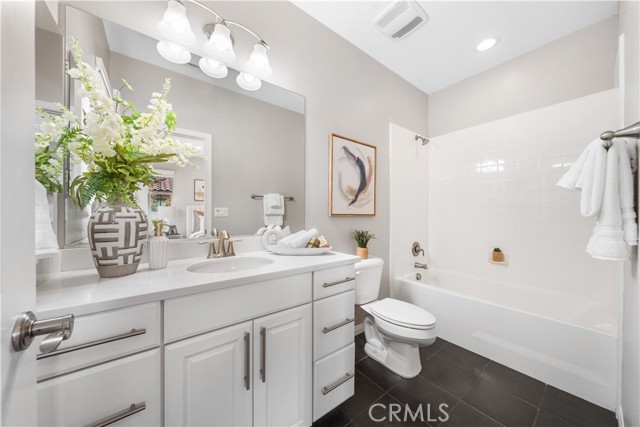 Detail Gallery Image 41 of 47 For 102 Yellow Pine, Irvine,  CA 92618 - 4 Beds | 4 Baths