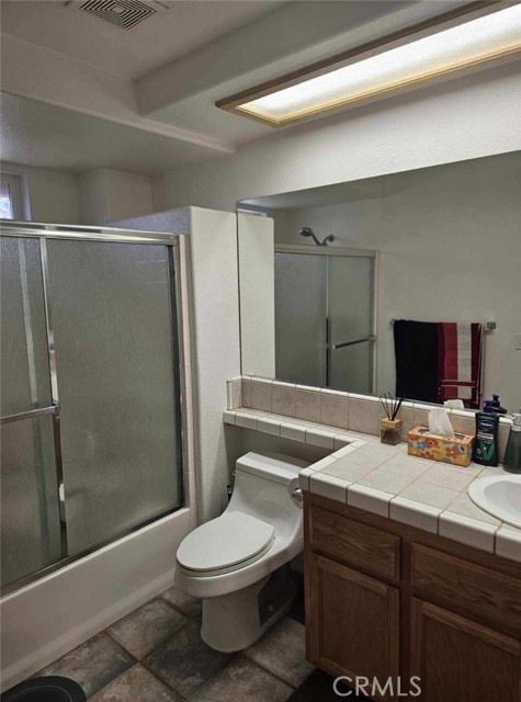 Detail Gallery Image 7 of 15 For 18904 Madrone, Hesperia,  CA 92345 - 4 Beds | 2 Baths