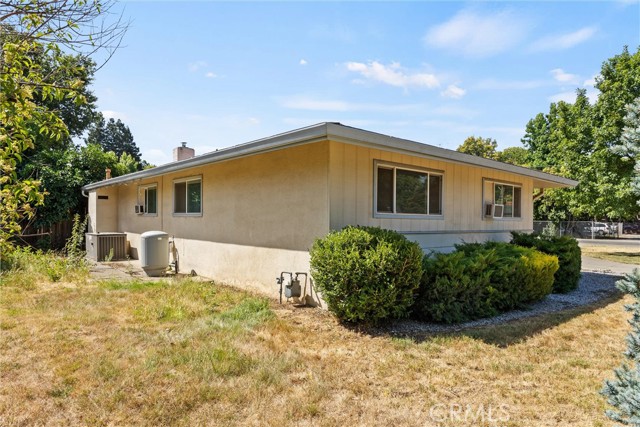 657 Villa Drive, Chico CA: https://media.crmls.org/medias/650f641d-60c1-4c91-9189-b9795f59f08e.jpg
