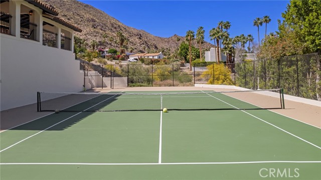 Detail Gallery Image 9 of 54 For 380 W Camino Alturas, Palm Springs,  CA 92264 - 6 Beds | 5/1 Baths