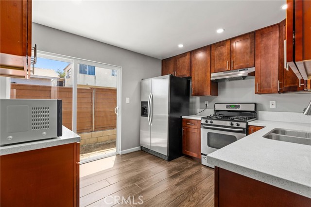 Image 10 of 25 For 4169 Myrtle Avenue