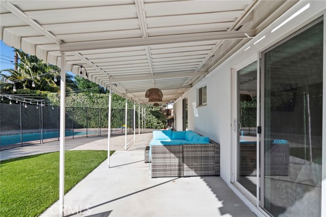 Detail Gallery Image 38 of 43 For 24136 Kittridge, West Hills,  CA 91307 - 5 Beds | 4/1 Baths