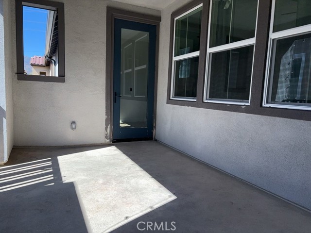 15992 Jaime Lane, Fontana CA: https://media.crmls.org/medias/6510602f-232f-4c87-847c-e892f4231e14.jpg