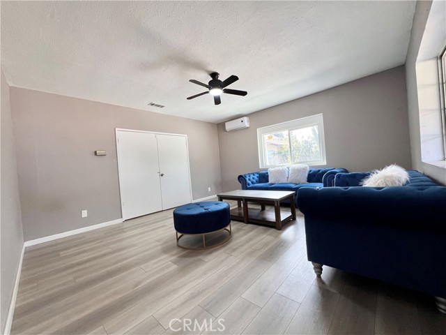 Detail Gallery Image 2 of 56 For 2527 W Third Ave, San Bernardino,  CA 92407 - – Beds | – Baths