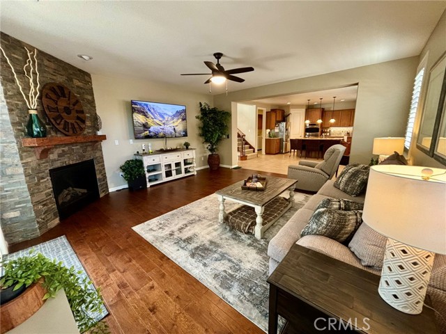 Detail Gallery Image 1 of 29 For 124 Little Ranch Cir, Oakley,  CA 94561 - 4 Beds | 3 Baths