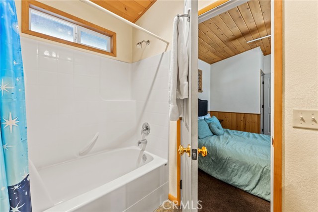 Detail Gallery Image 19 of 32 For 904 Michael Ave, Big Bear City,  CA 92314 - 3 Beds | 2 Baths