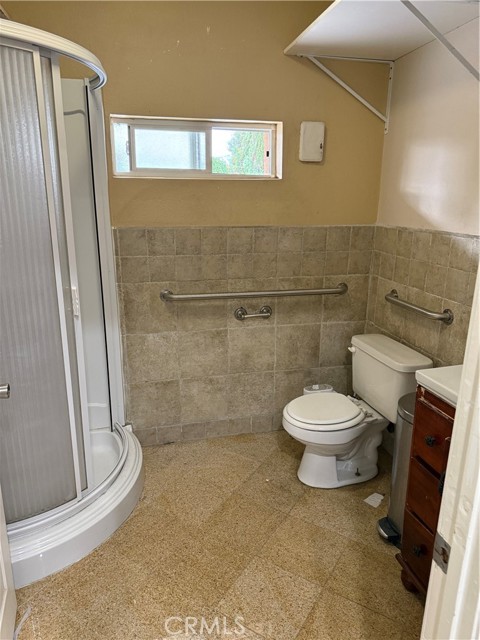 726 S Main, Santa Ana CA: https://media.crmls.org/medias/65137ff8-1b00-401f-b7cd-7d632ca57f66.jpg