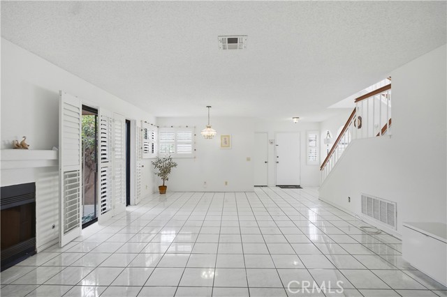 Detail Gallery Image 8 of 36 For 1604 via Rosa, Baldwin Park,  CA 91706 - 3 Beds | 3 Baths