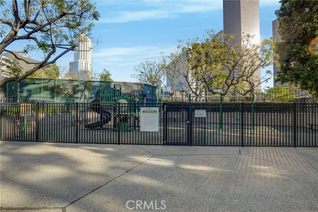 Detail Gallery Image 42 of 44 For 800 W 1st, Los Angeles,  CA 90012 - 2 Beds | 2/1 Baths