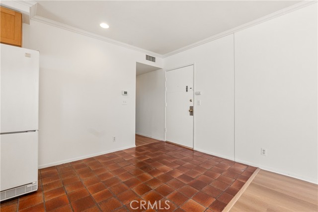 Detail Gallery Image 22 of 55 For 600 Monterey Bld #8,  Hermosa Beach,  CA 90254 - 2 Beds | 2 Baths